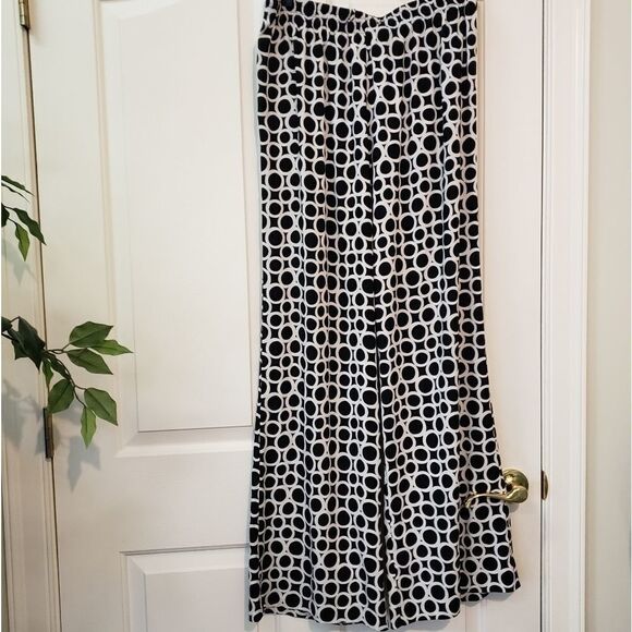 Calvin Klein Pants - Picture 4 of 6